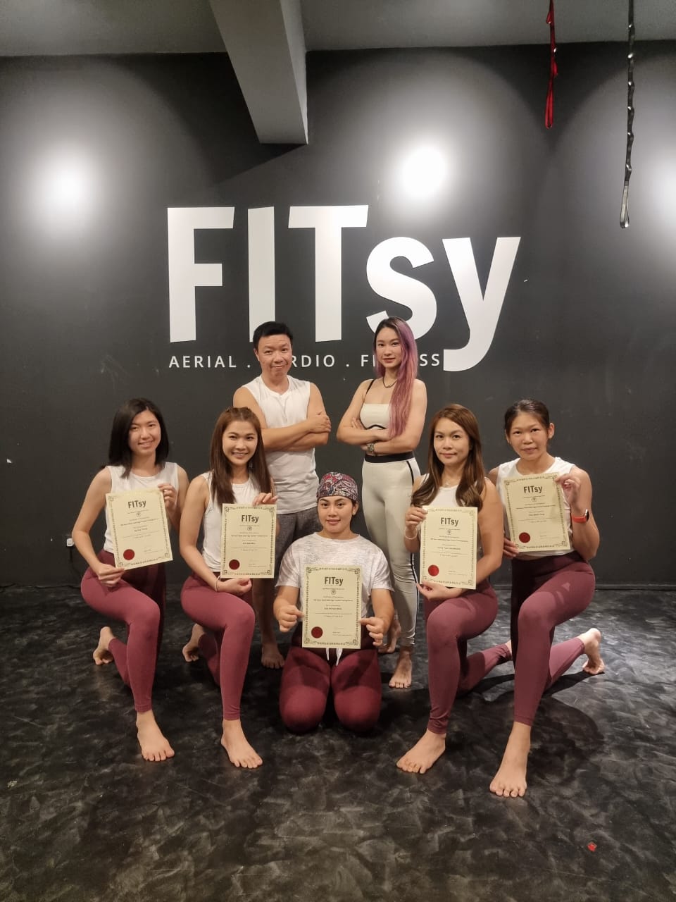 First batch of YTT Graduate from FITsy 200 Hours